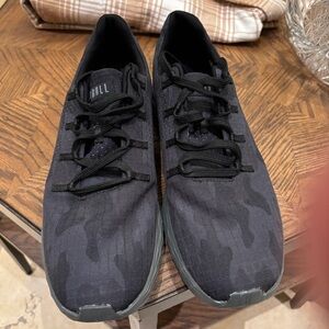 NEW No Bull Men’s 10.5 Black Camo Athletic shoes.